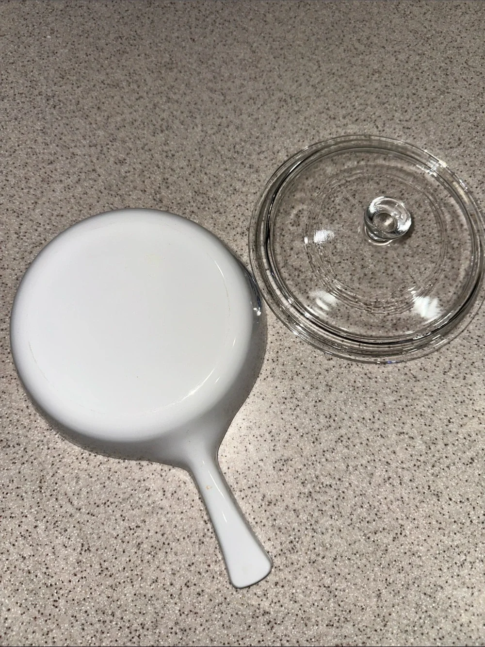 Vintage CorningWare Blue Cornflower skillet (model P-83-B) with glass Lid